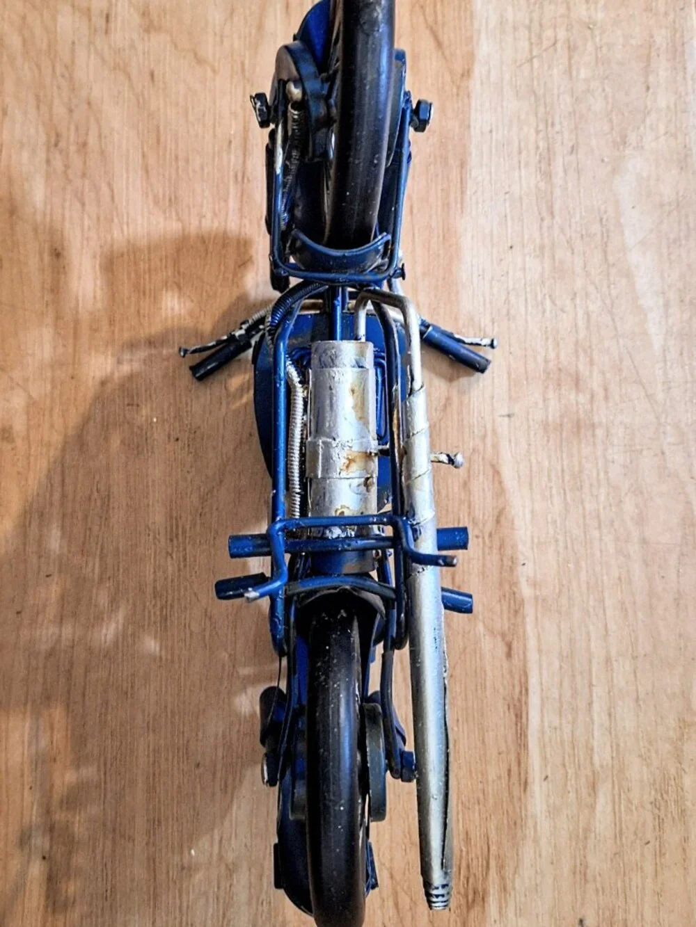Handcrafted Vintage-Style Decorative Blue Metal 10″ Motorcycle Decor EUC